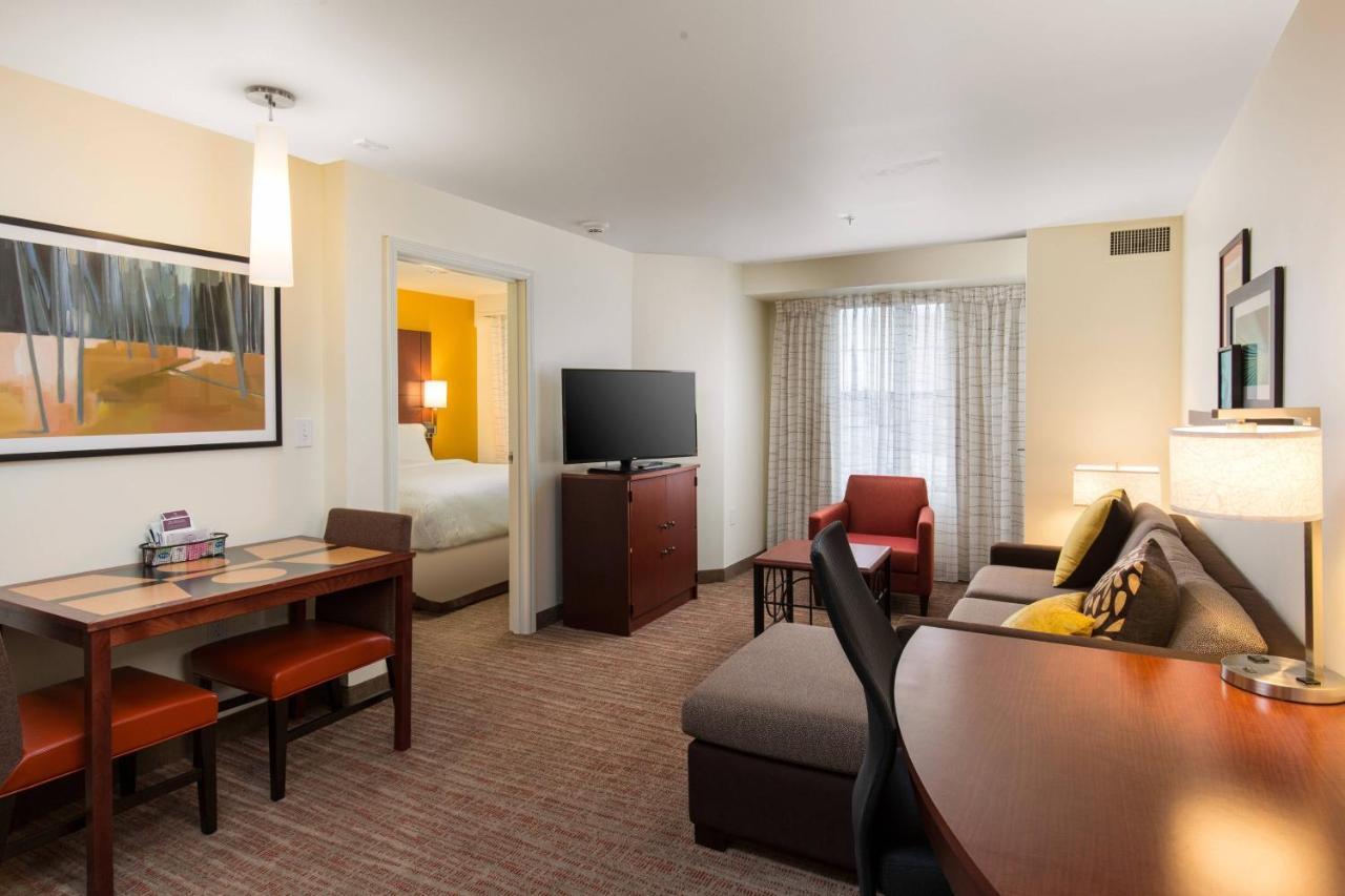 Residence Inn By Marriott Springfield Old Keene Mill Eksteriør bilde